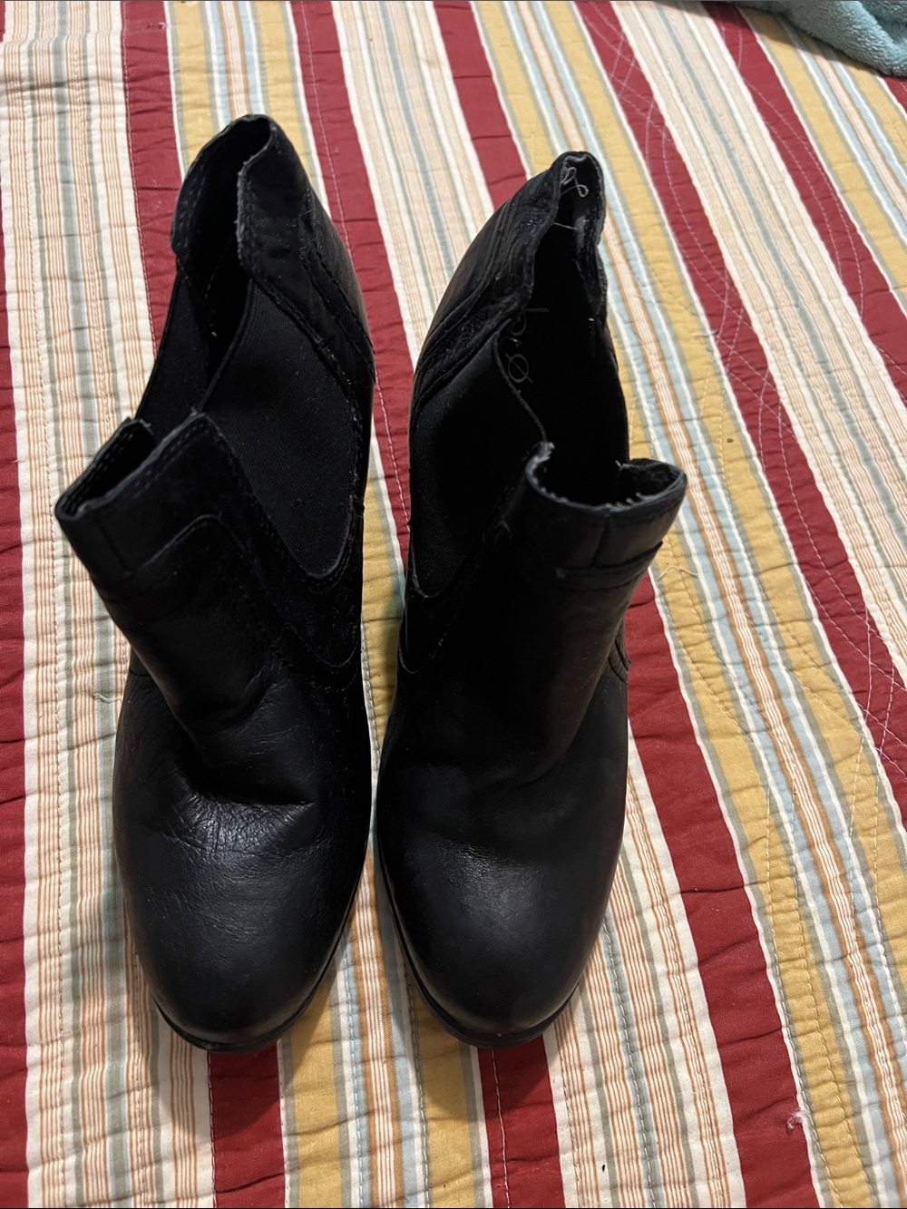 Black Women's Ankle Boots - Classic Slip-On Chelsea Style Sz 8